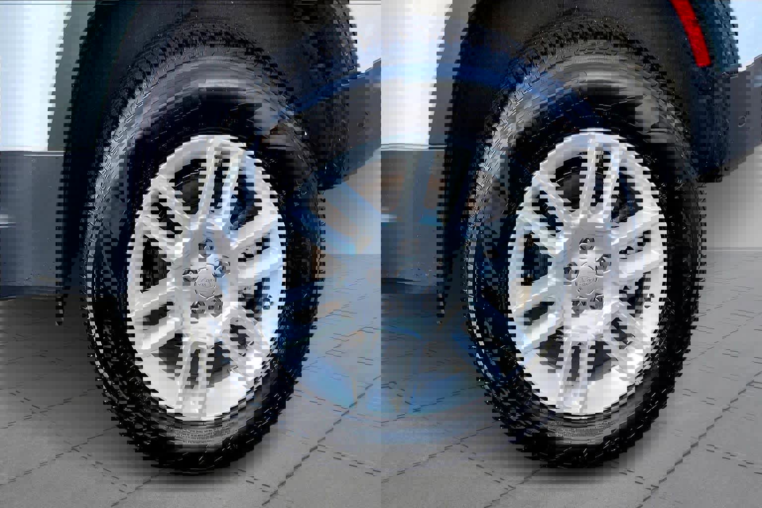 Used 2023 Land Rover Defender 110 S image 9