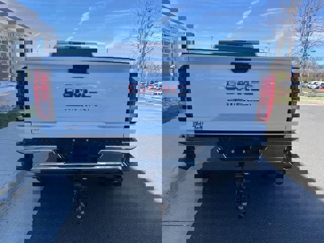 Used 2024 GMC Sierra 2500 Pro w/ Convenience Package image 7