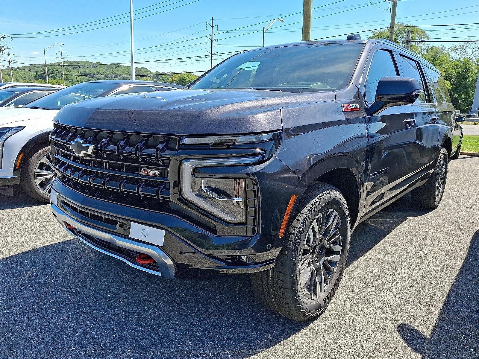 New 2026 Chevrolet Suburban Z71 w/ Z71 Off-Road Package AWD/4WD image 3