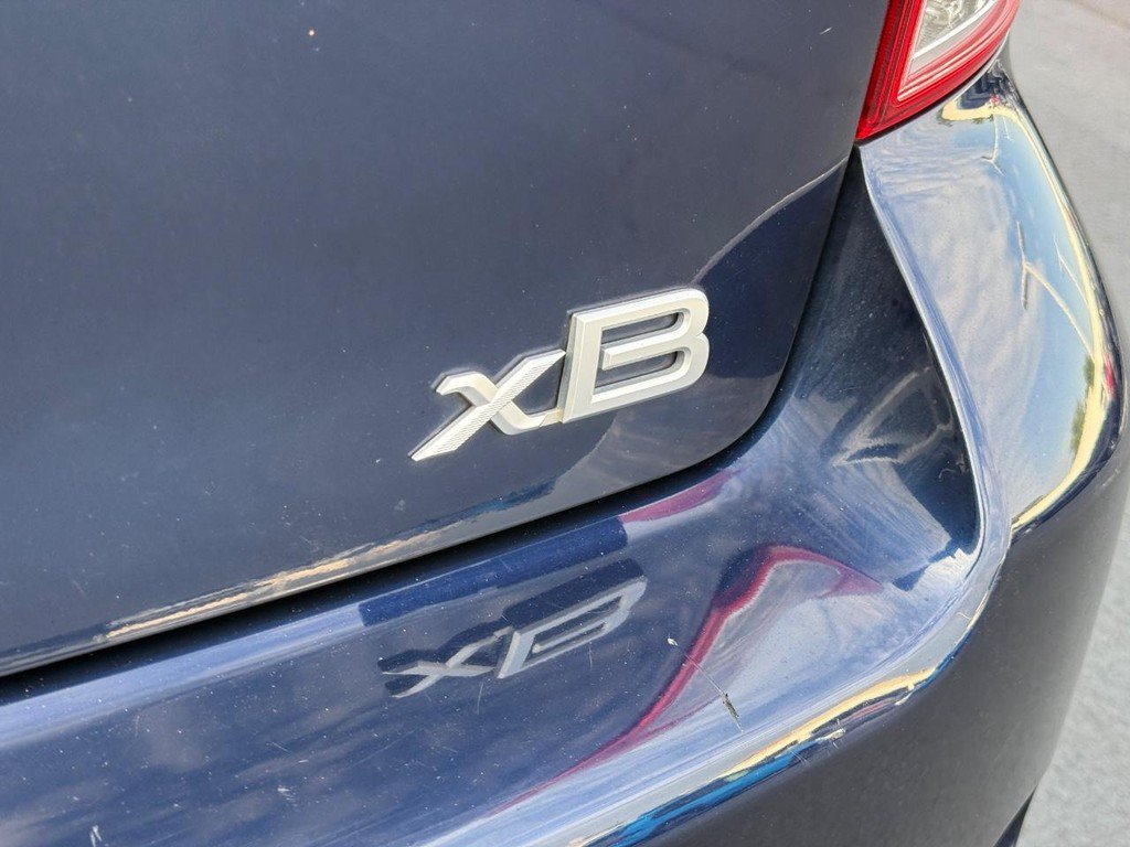 Used 2013 Scion xB FWD image 7