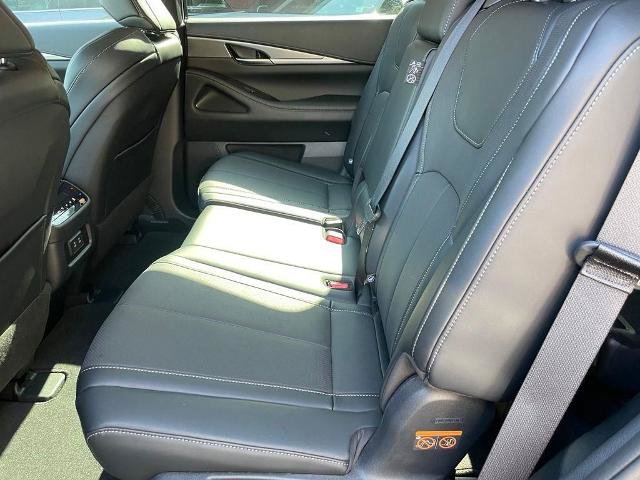 Certified 2026 INFINITI QX60 Pure w/ Cargo Package AWD/4WD image 6