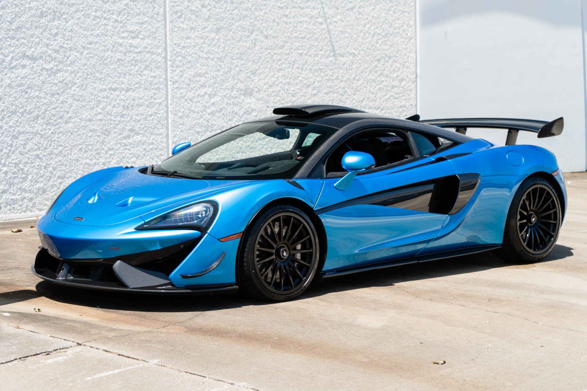 Used 2020 McLaren 620R