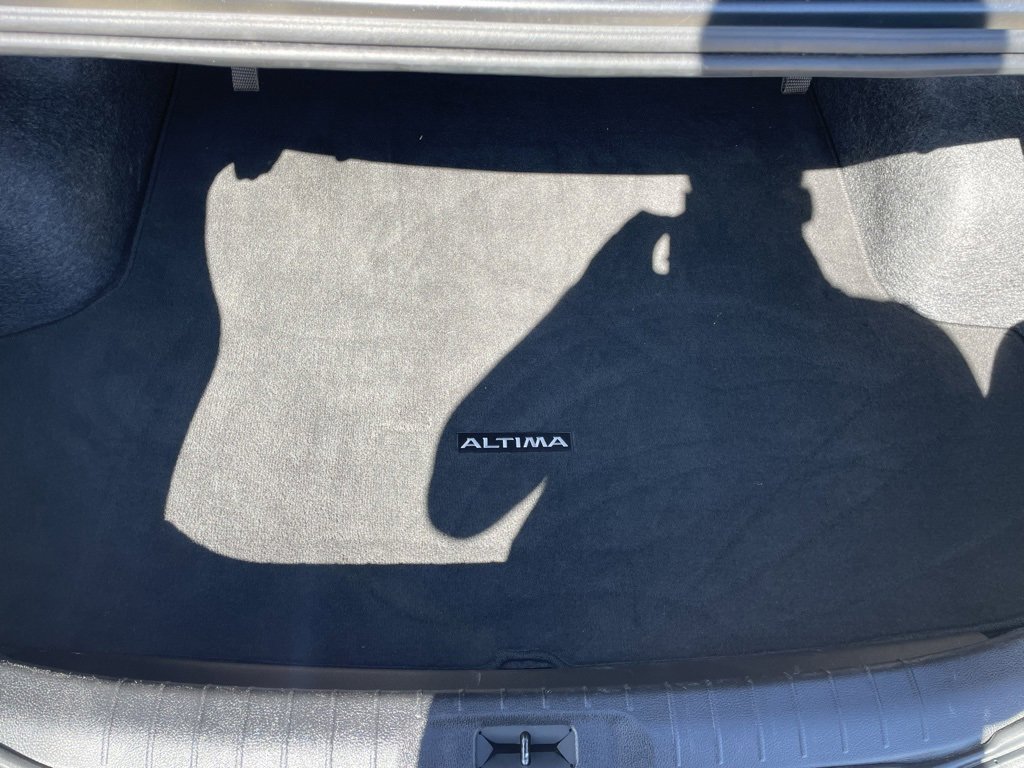 Used 2024 Nissan Altima 2.5 SV image 32