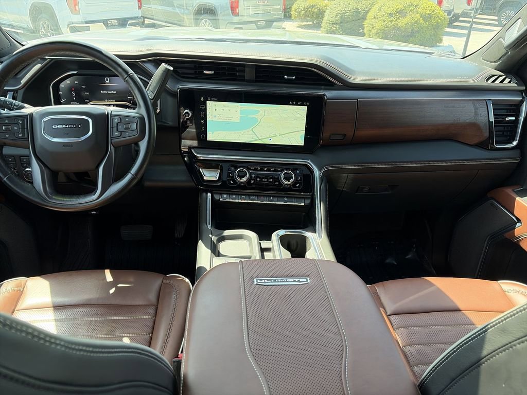Certified 2024 GMC Sierra 3500 Denali Ultimate AWD/4WD image 28