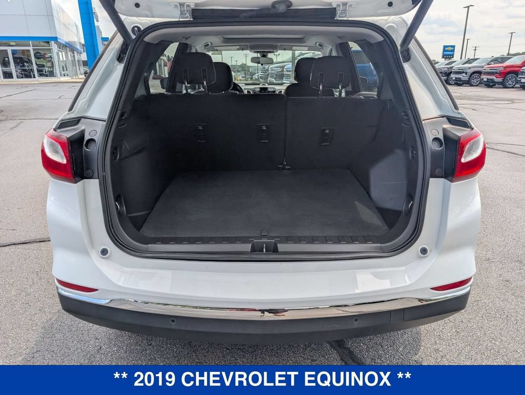 Used 2019 Chevrolet Equinox LT w/ Sun & Navigation Package AWD/4WD image 29