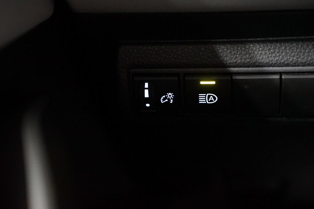 Used 2024 Toyota Corolla SE FWD image 24