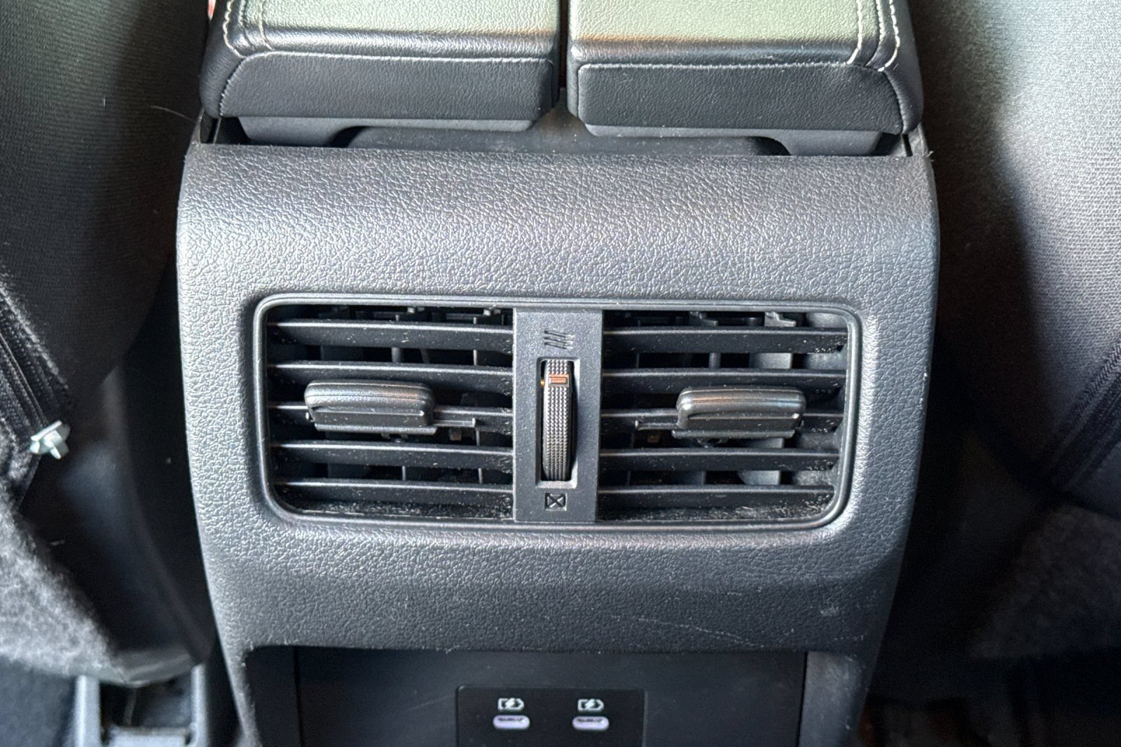 Used 2024 Nissan Rogue SV FWD image 16