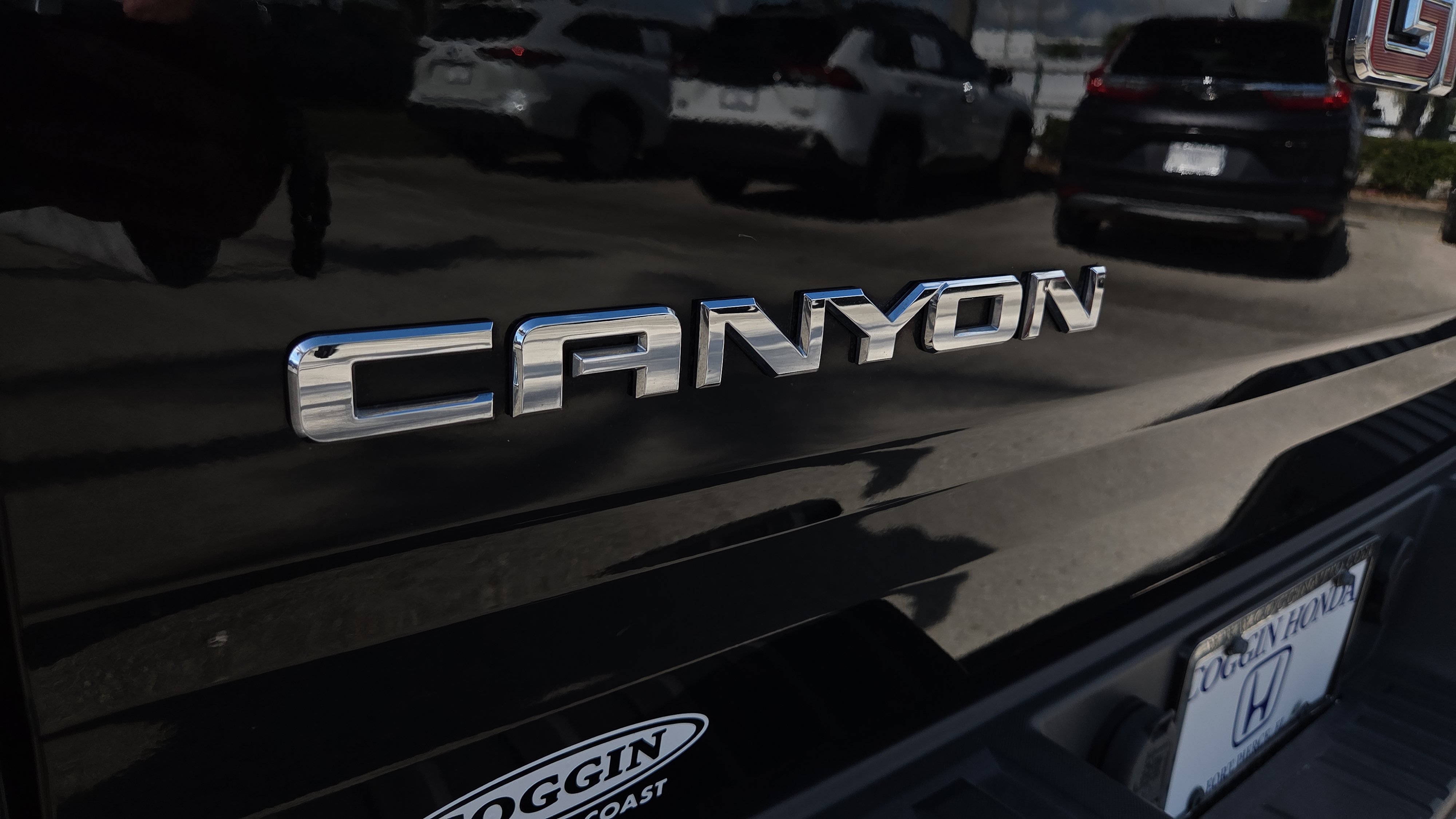 Used 2020 GMC Canyon Denali RWD image 37