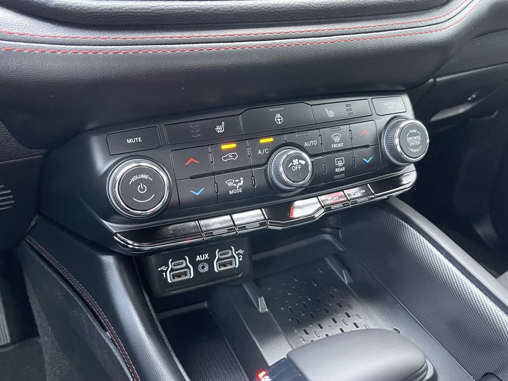 New 2026 Dodge Durango GT w/ Blacktop Package AWD/4WD image 35