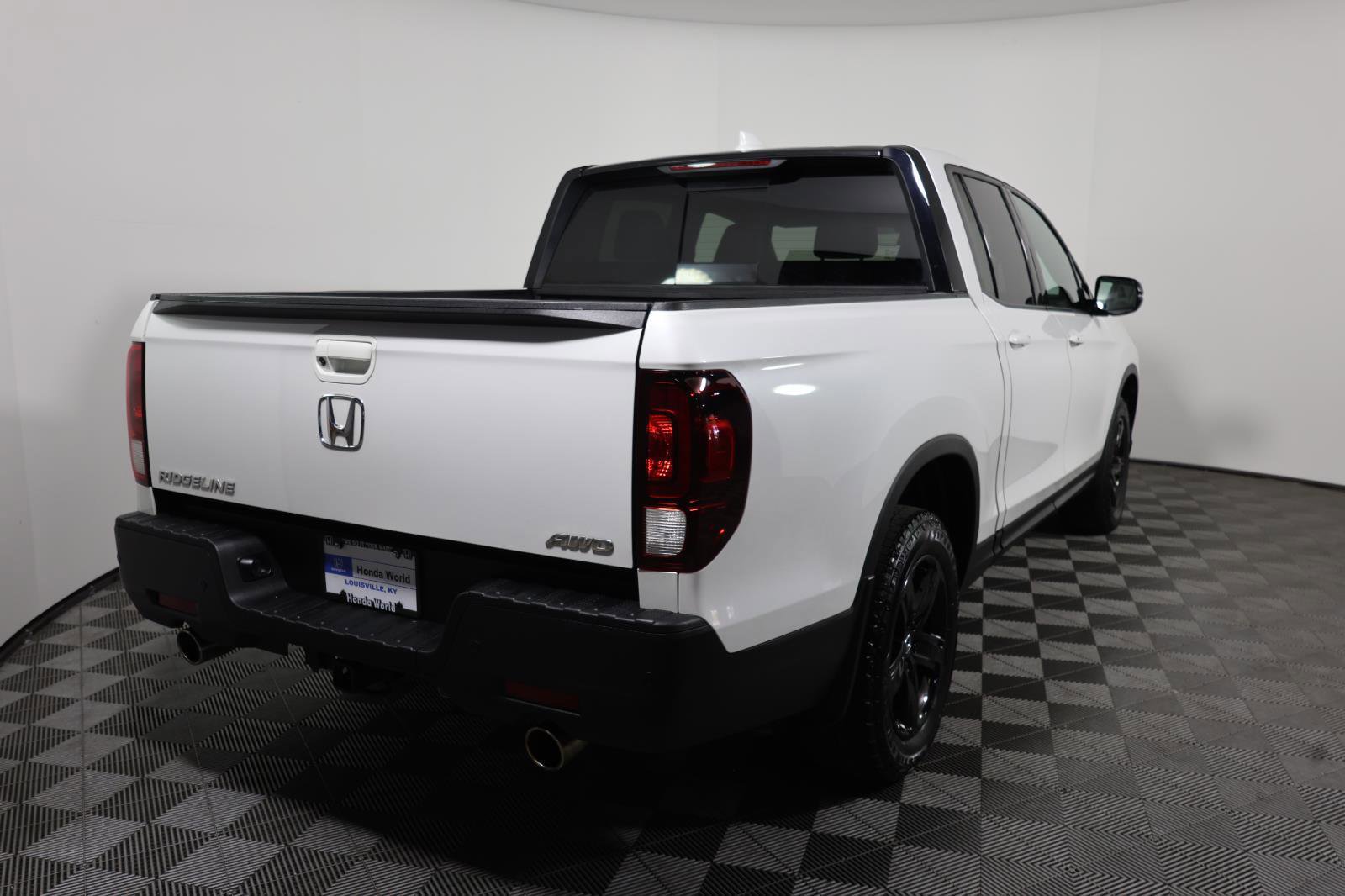 Used 2023 Honda Ridgeline Black Edition image 5