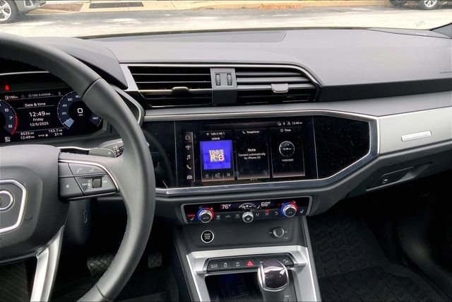 Used 2025 Audi Q3 2.0T Premium Plus w/ Premium Plus Package image 6