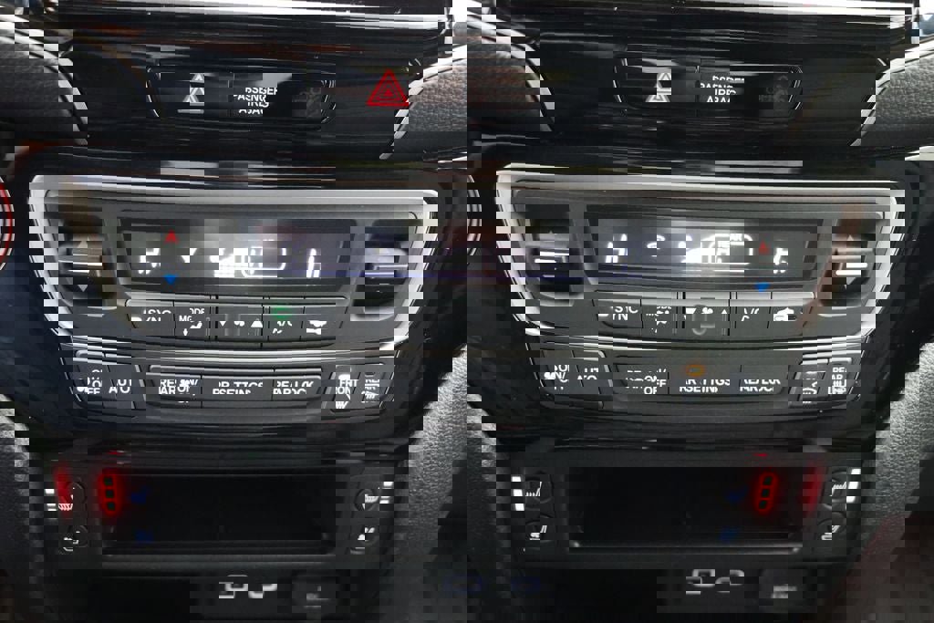 Used 2025 Honda Ridgeline Black Edition image 33