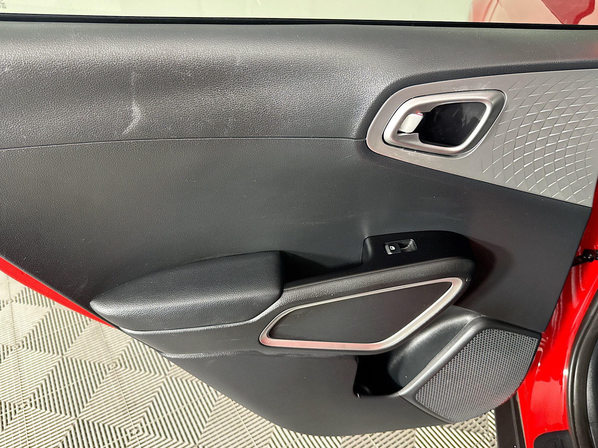 Used 2025 Kia Soul S FWD image 24