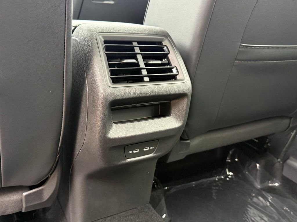 New 2026 Volkswagen Tiguan SE AWD/4WD image 21