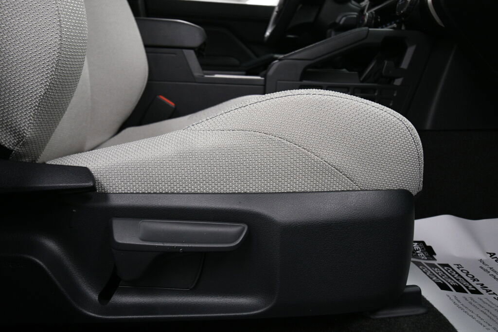 Used 2025 Toyota 4Runner SR5 image 25