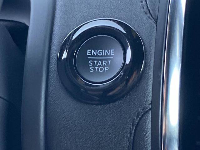 Used 2025 Ford Expedition Tremor image 13