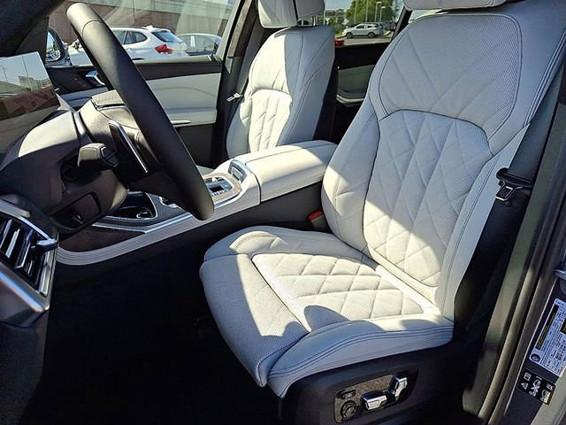 Certified 2026 BMW X7 xDrive40i AWD/4WD image 10