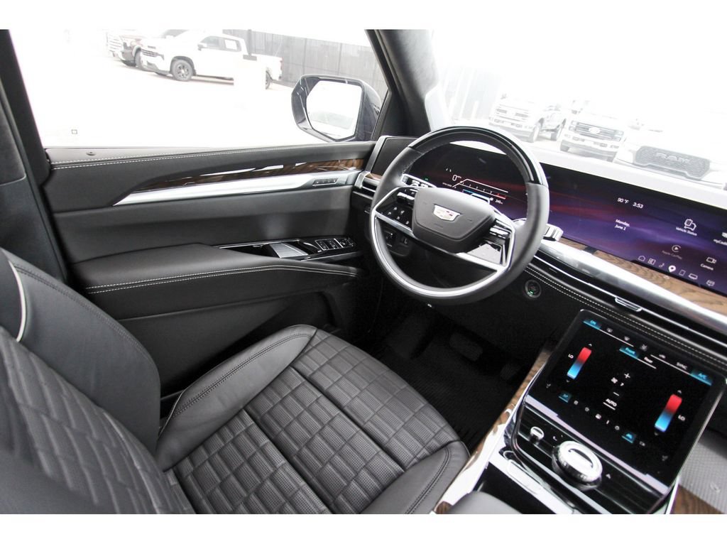 New 2026 Cadillac Escalade Platinum Sport AWD/4WD image 8