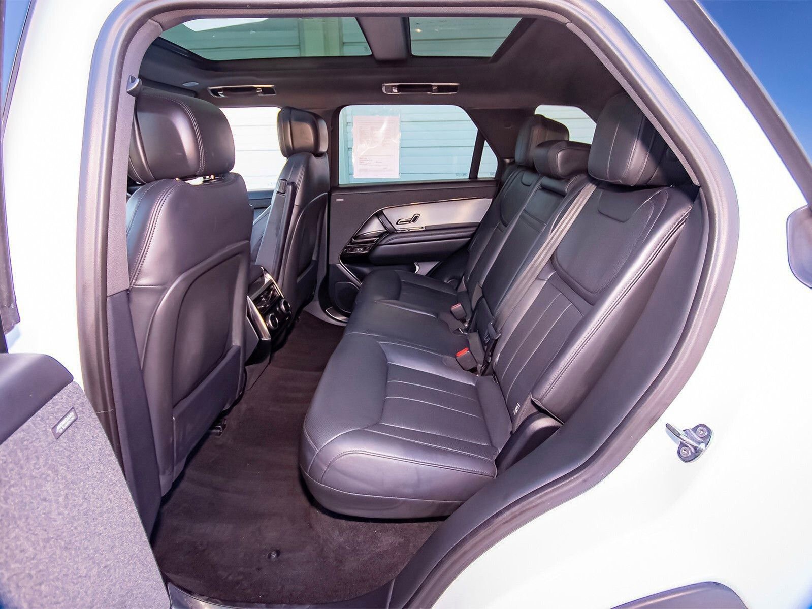 Used 2024 Land Rover Range Rover Sport Dynamic SE image 43