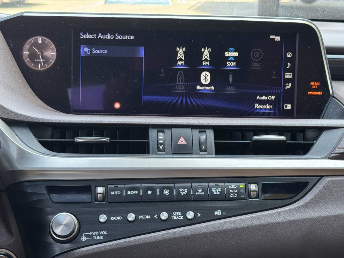 Used 2021 Lexus ES 350 w/ Accessory Package FWD image 22