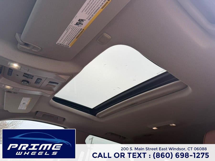Used 2016 Cadillac Escalade Luxury image 23
