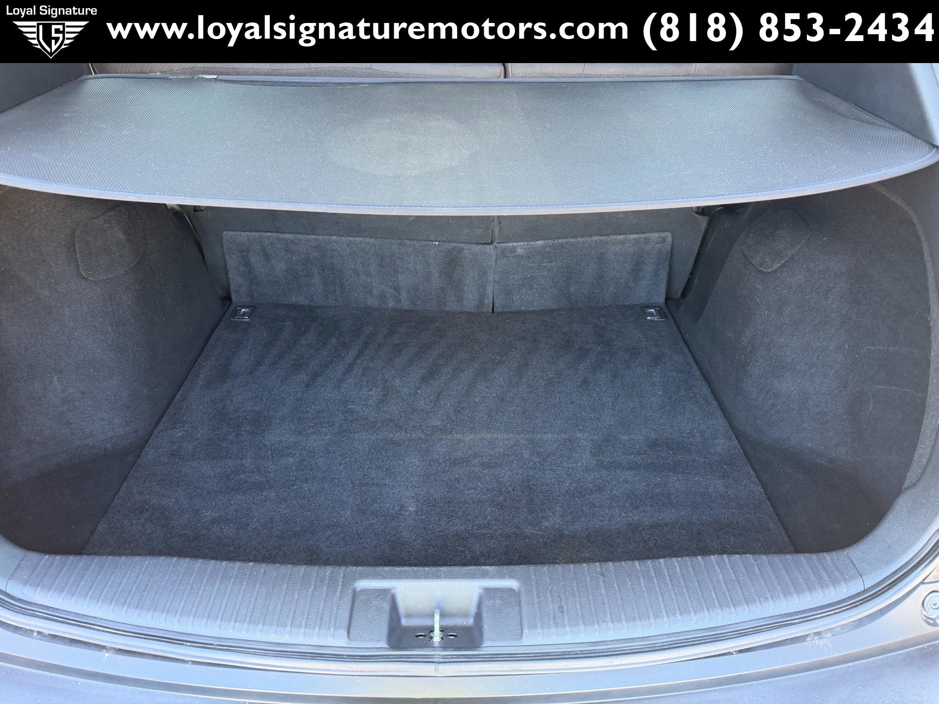 Used 2017 Honda HR-V LX image 9