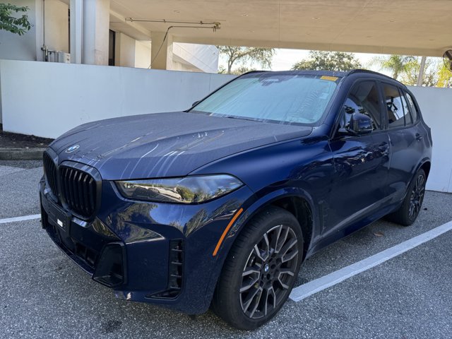 Certified 2026 BMW X5 sDrive40i w/ Executive Package RWD image 3