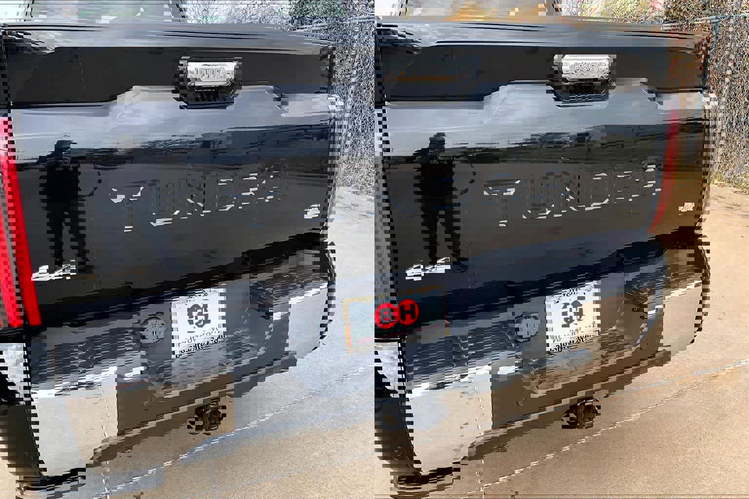 Used 2022 Toyota Tundra 1794 Edition image 10