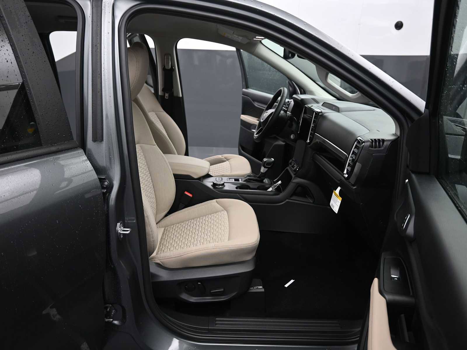 New 2025 Ford Ranger XLT w/ Equipment Group 301A High image 13