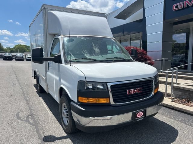 New 2024 GMC Savana 3500 w/ Power Convenience Package RWD image 1