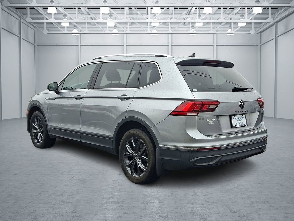 Certified 2022 Volkswagen Tiguan SE image 4