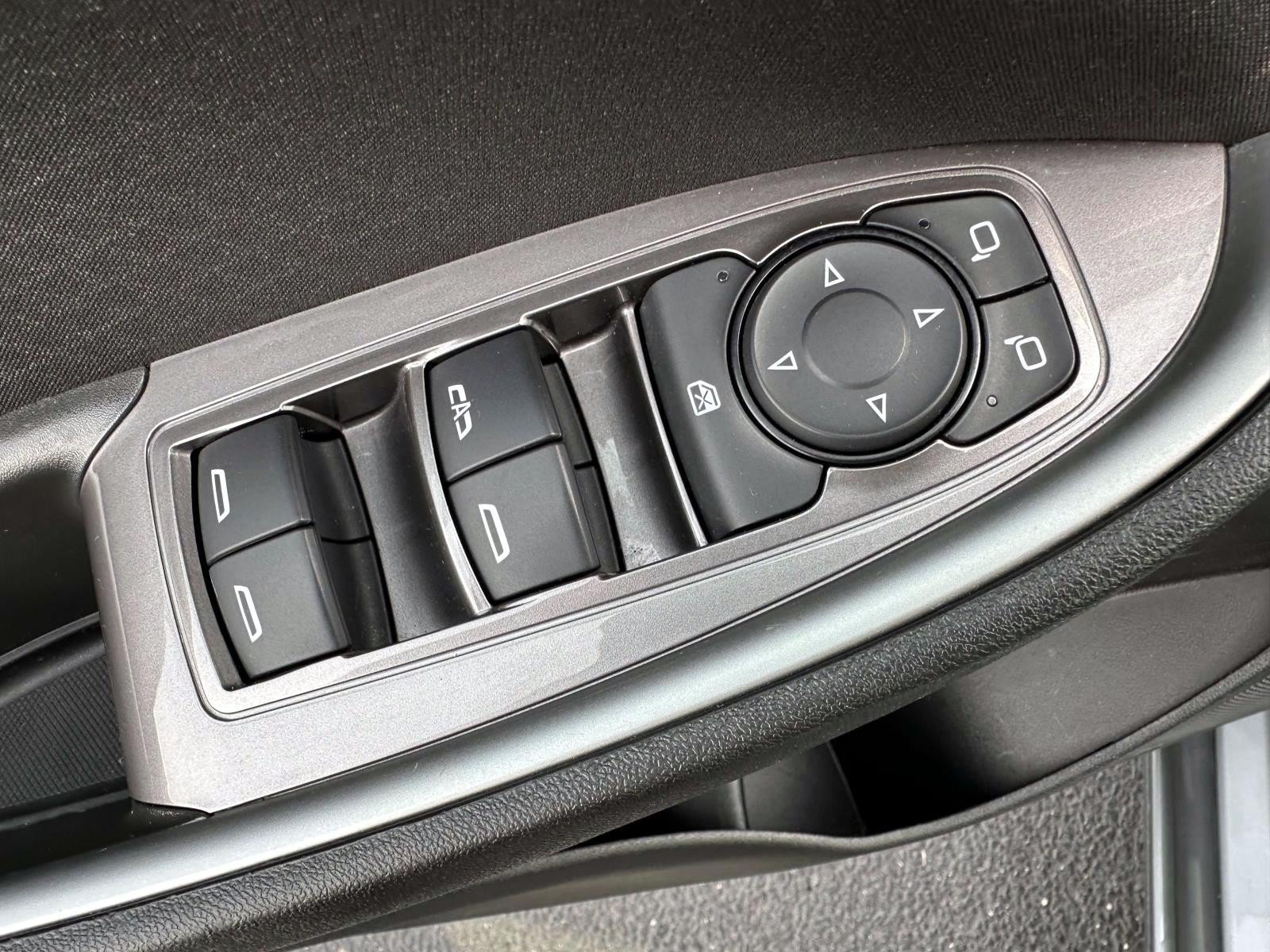 Used 2024 Chevrolet Malibu LT FWD image 9