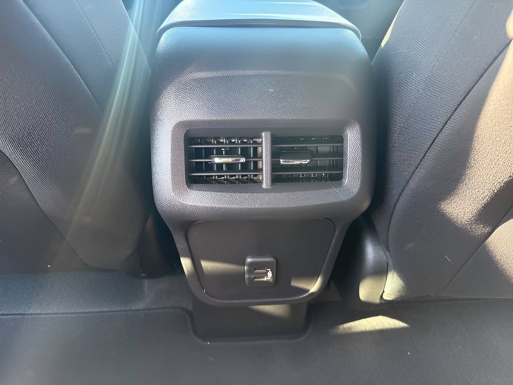 Used 2024 Chevrolet Equinox LS FWD image 12
