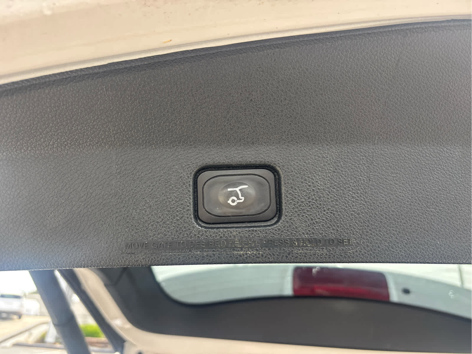 Used 2019 Ford Explorer XLT w/ Equipment Group 202A image 18