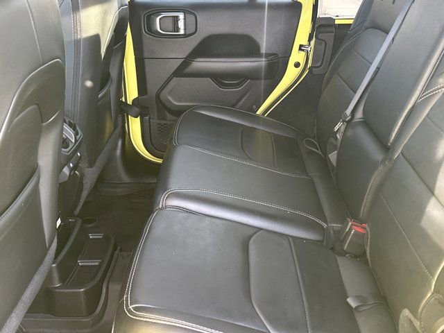 Certified 2022 Jeep Wrangler Unlimited Sahara w/ Cold Weather Group image 23