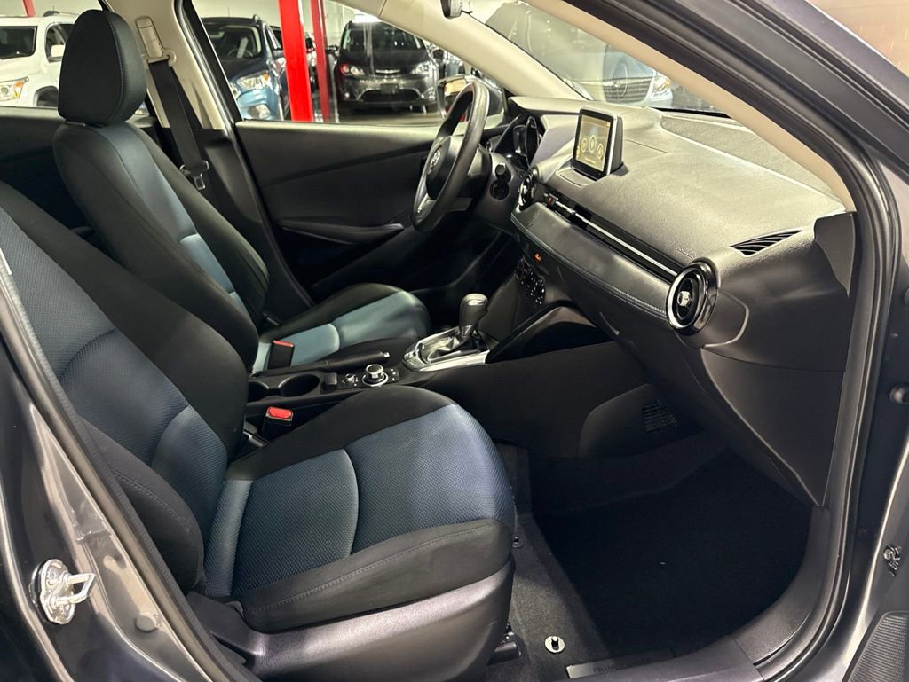 Used 2017 Toyota Yaris iA FWD image 33
