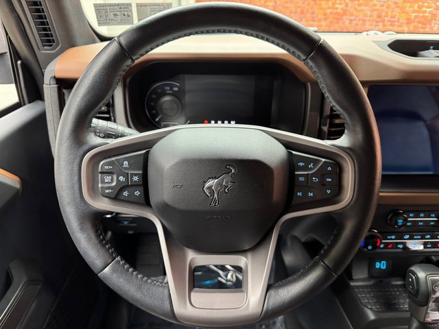Used 2024 Ford Bronco Outer Banks w/ Sasquatch Package image 13