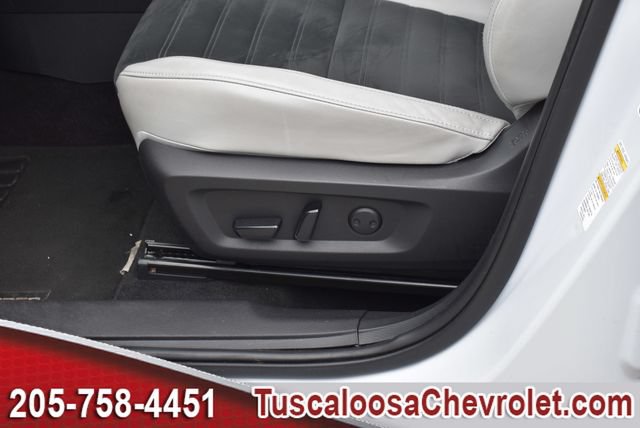 Used 2025 Mitsubishi Outlander SE AWD/4WD image 22