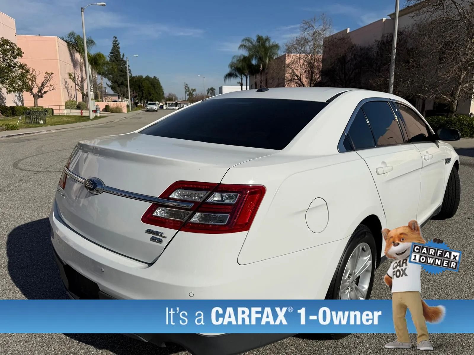 Used 2018 Ford Taurus SEL w/ Equipment Group 201A AWD/4WD image 4
