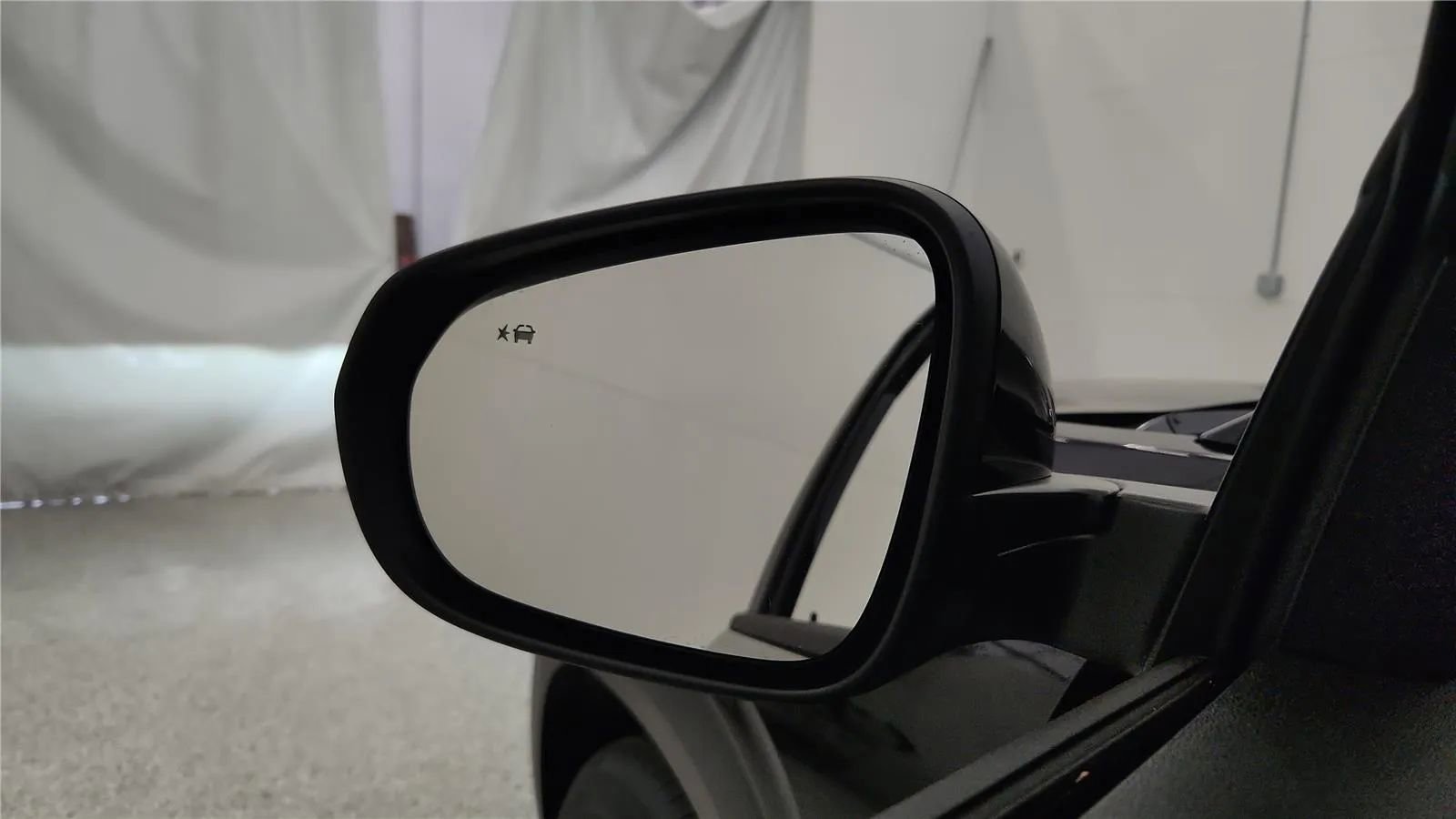 New 2026 Chevrolet Trax LT w/ Driver Confidence Package FWD image 28