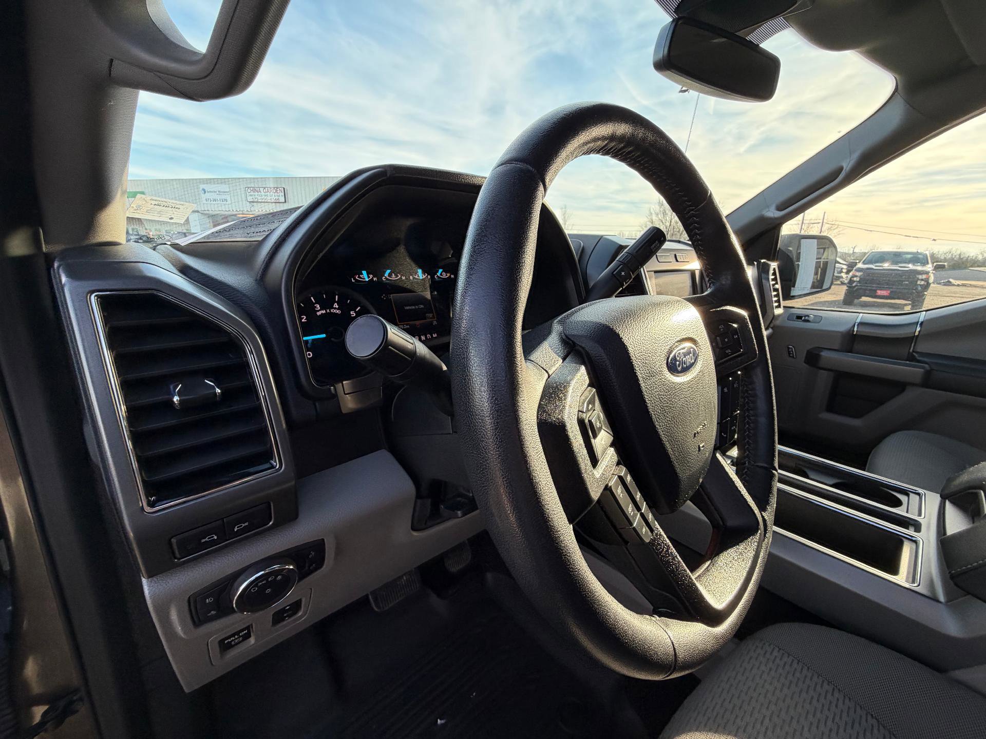 Used 2020 Ford F150 XLT w/ Equipment Group 302A Luxury image 10