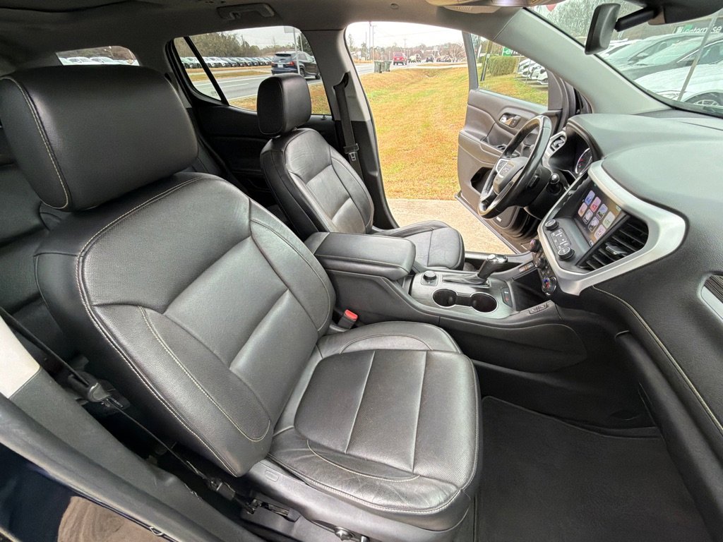 Used 2017 GMC Acadia SLT image 28