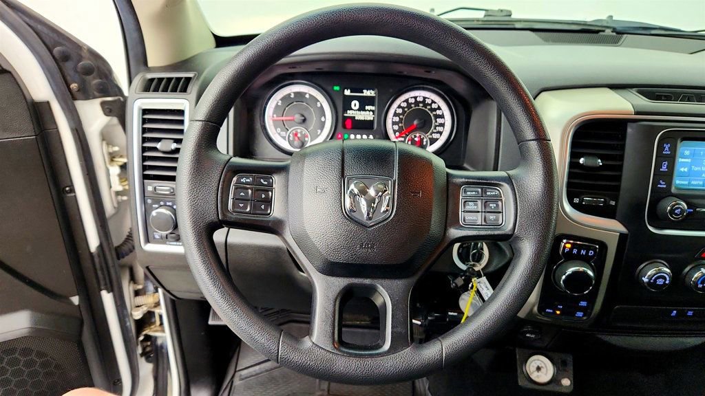 Used 2019 RAM 1500 Classic SLT AWD/4WD image 13