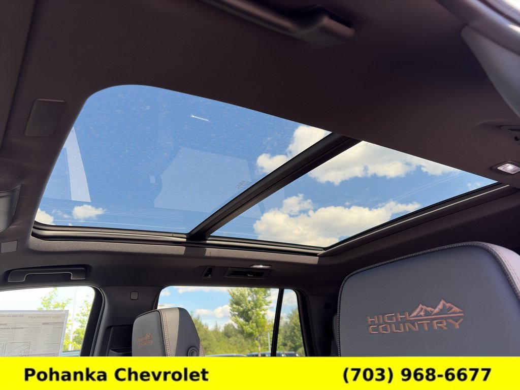 New 2026 Chevrolet Tahoe High Country AWD/4WD image 21
