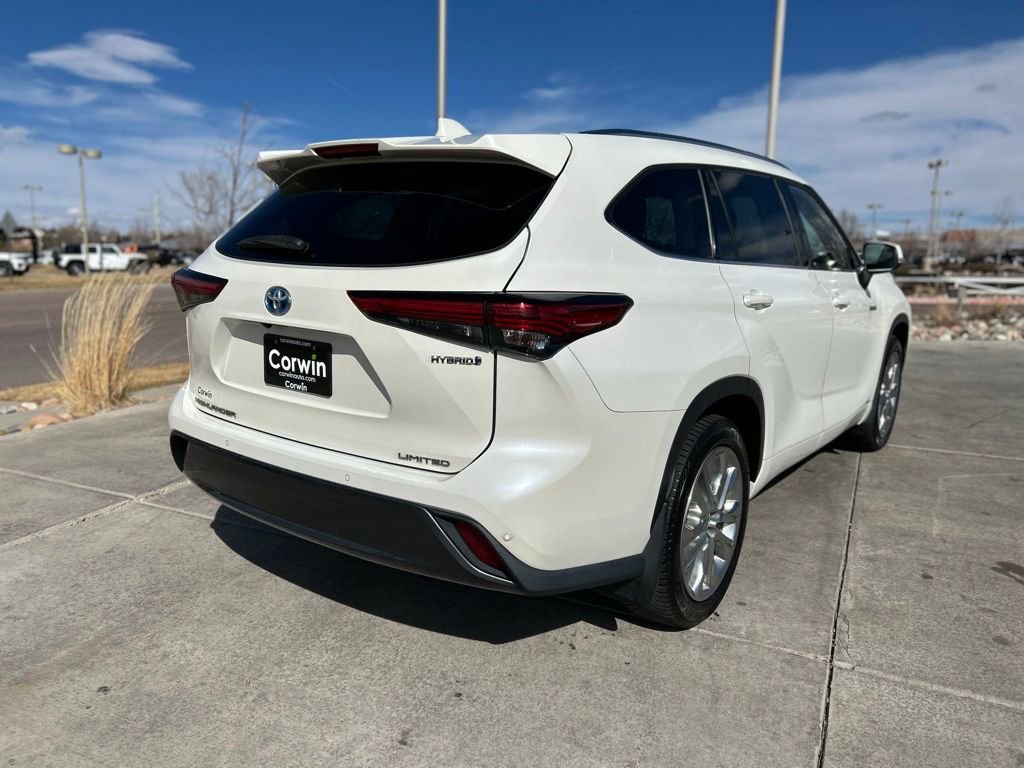 Used 2021 Toyota Highlander Limited image 7