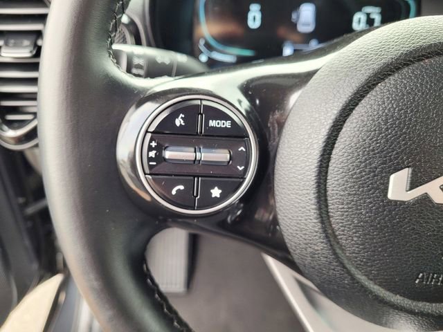 Used 2023 Kia Soul EX image 21
