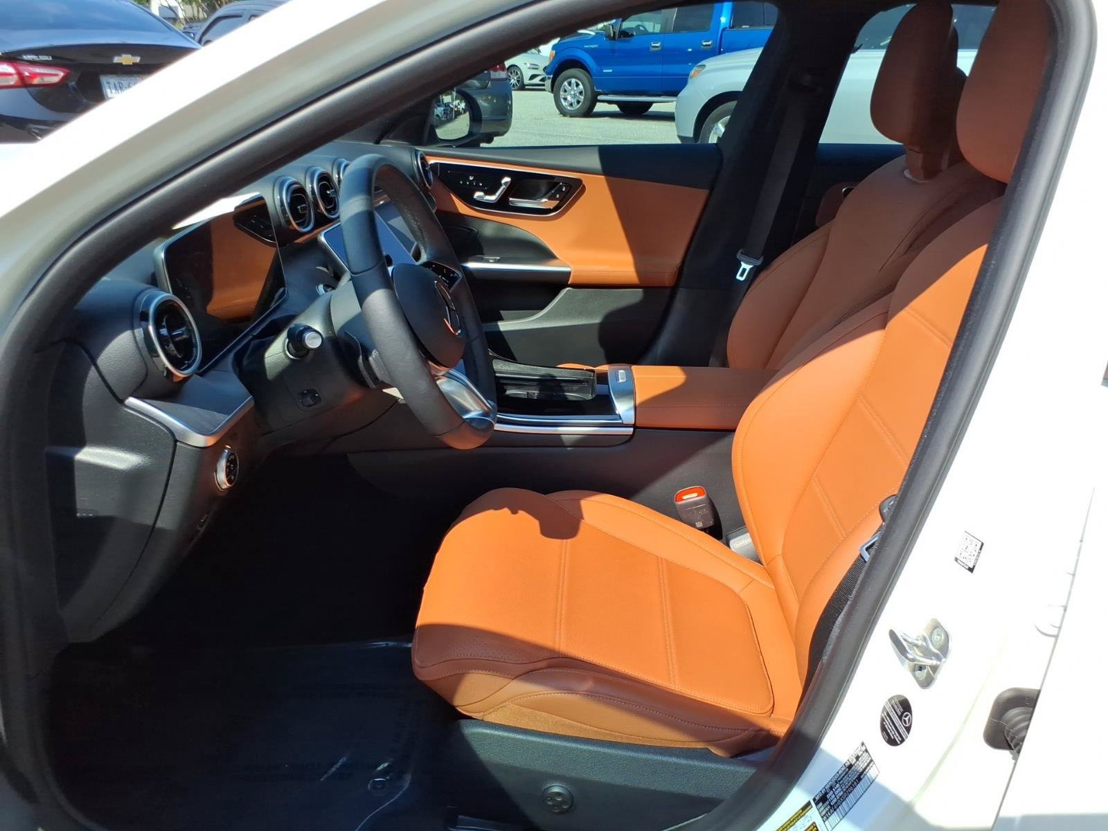 Used 2025 Mercedes-Benz C 300 4MATIC Sedan image 12