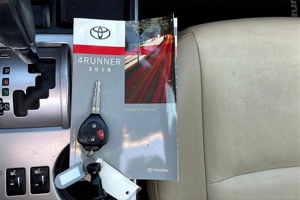 Used 2018 Toyota 4Runner SR5 Premium image 10
