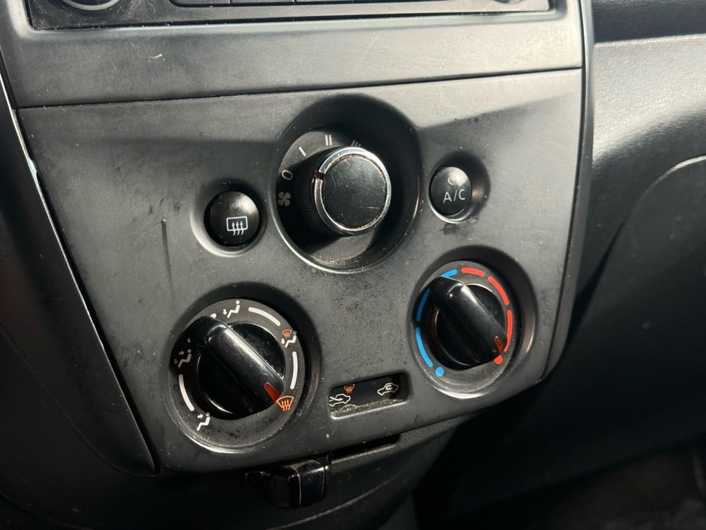 Used 2015 Nissan Versa S image 16