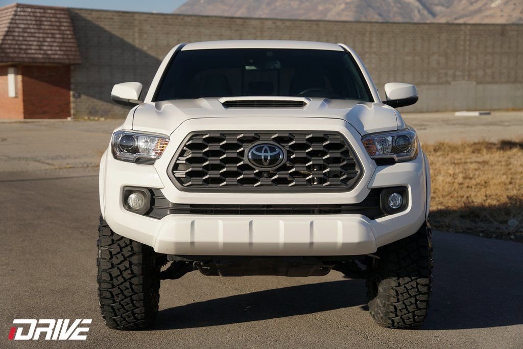 Used 2021 Toyota Tacoma TRD Sport w/ Advanced Technology Package image 5